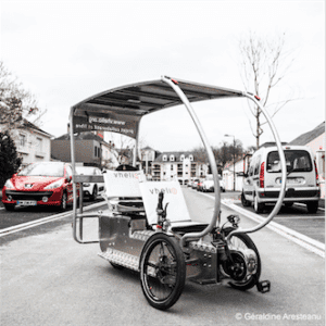 Vhélioriginal dans la rue réduit